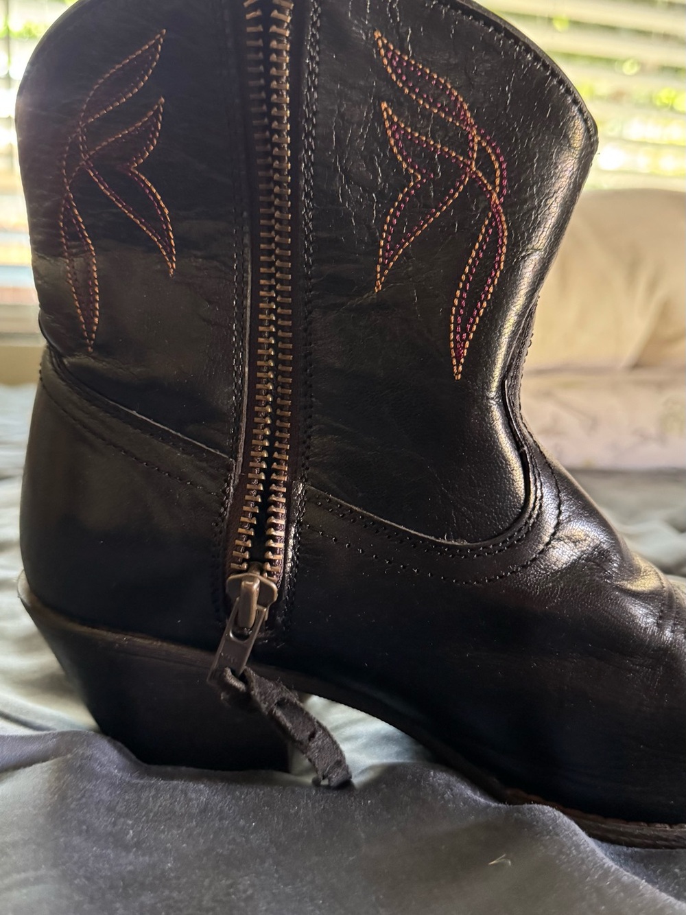 Ariat Black Leather Western Ankle Booties with Subtle Stitching